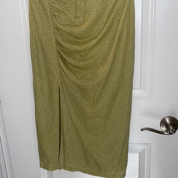 Forever 21 lime green midi dress - Picture 2 of 4